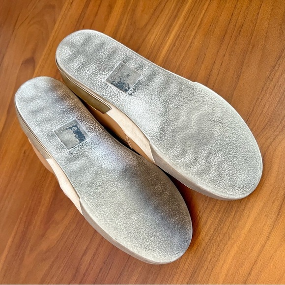 Dolce Vita Zaylor Nude Color Slip On, Metallic and Snake Skin Accent, Size 7.5 - Picture 7 of 7